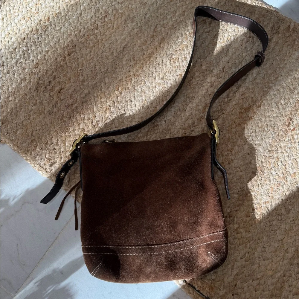 Coach Legacy Brown Suede adjustable strap crossbody shoulder Bag gold accents - Picture 12 of 13